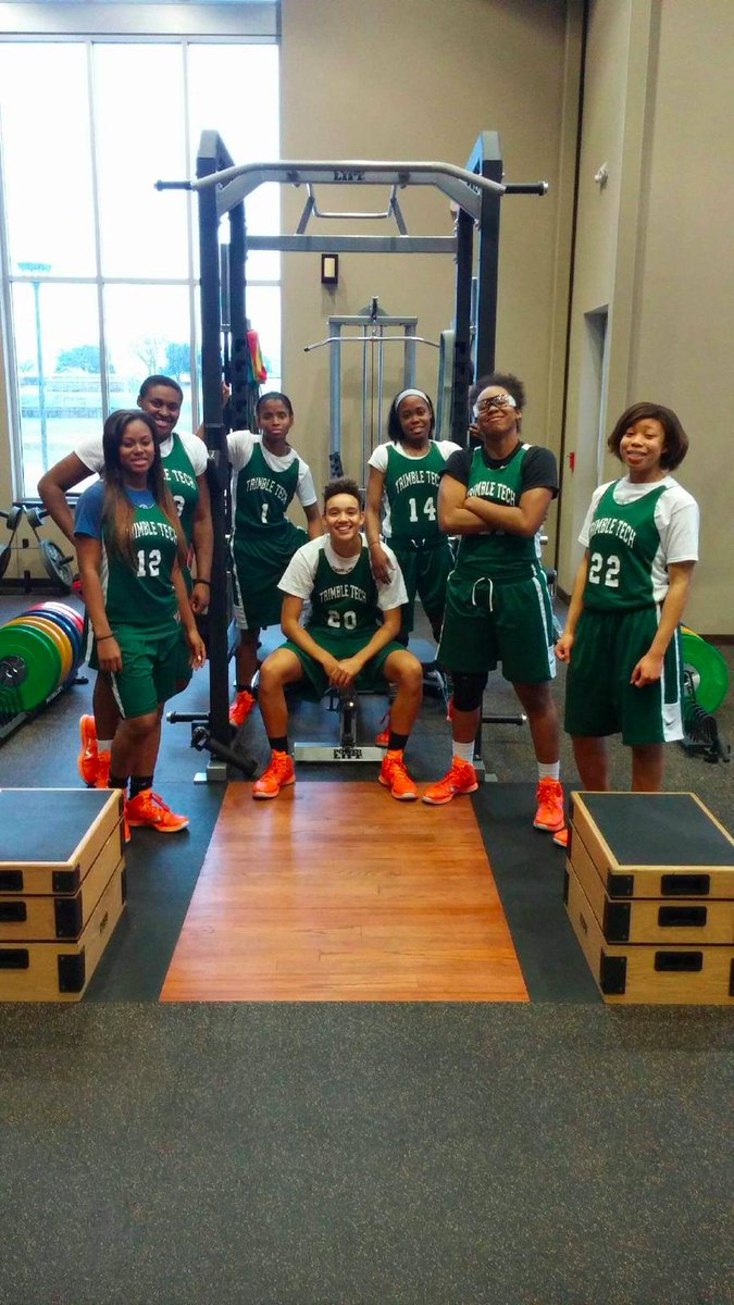 Trimble Tech Bball at the ranch putting in work