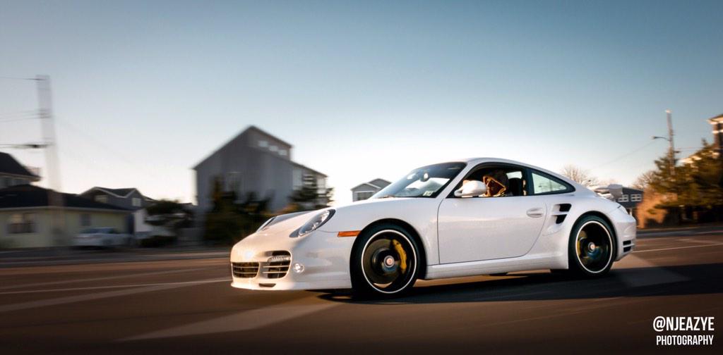 JOEYGULINO's tweet photo. #911turboS #Porsche #rollingshot http://t.co/UgpP0OfOVz