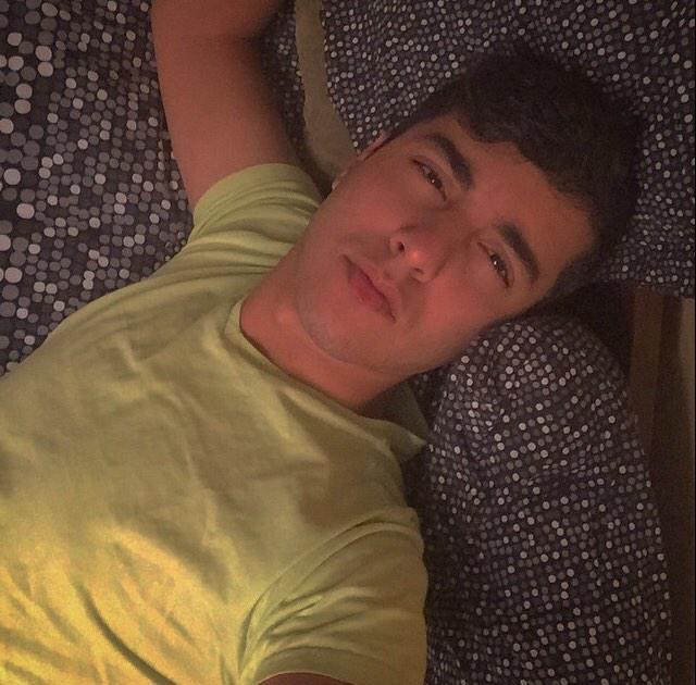 liamriley496's tweet photo. Hey everyone! I'm trying to get as many followers as my old account so please follow back❤️ #picslip #gayanon http://t.co/DaGdSrPetw