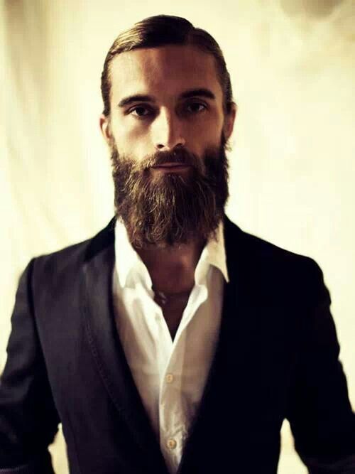 ToTheLifeStyle's tweet image. Favorite for beard, Retweet for no beard.