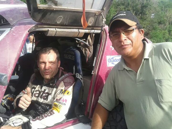 HenderBaza's tweet photo. @albertllovera saludos de #Bolivia un gusto seguirt en tus travesías http://t.co/no8kvGrwZk