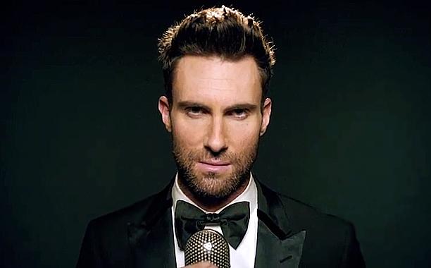 Entertainment Weekly On Twitter Adam Levine Crashes Weddings For