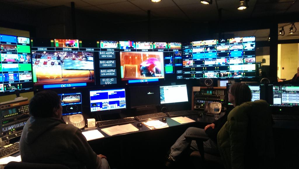 BillBellis's tweet photo. Master control crew watching a bit of #Empire32. Tweet ur photos of where ur watching it. @fox32news http://t.co/O4wbaezh5m