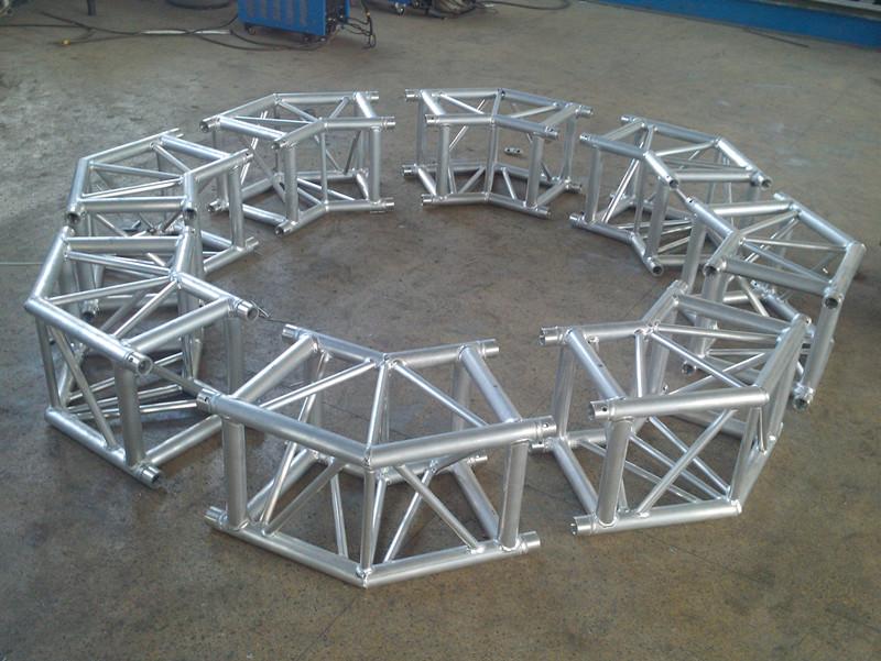coreatchina's tweet image. Specific truss after installation and removal. Equipping with truss could extend to different larger sizes.