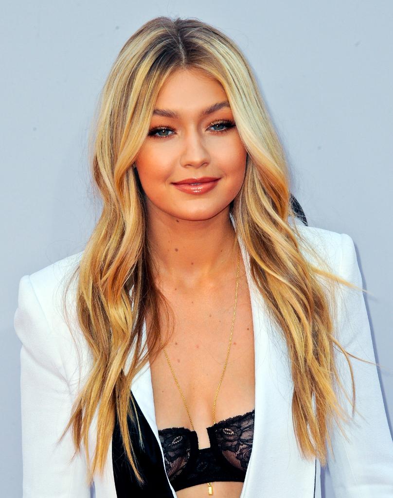 B7X8raeIIAE0Dng.jpg:large