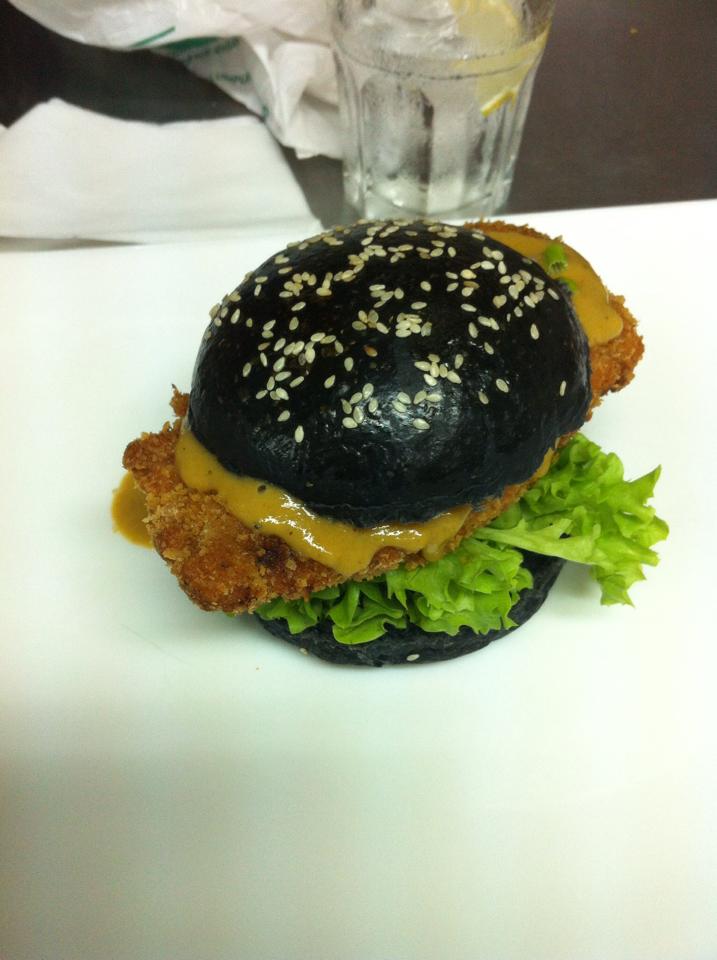 <a href="/damansaraTV/">DamansaraTV</a> See you tomorrow at Monte's for healthy-delicious burgers from 12-5pm ♡ facebook.com/LuvYummyLicious