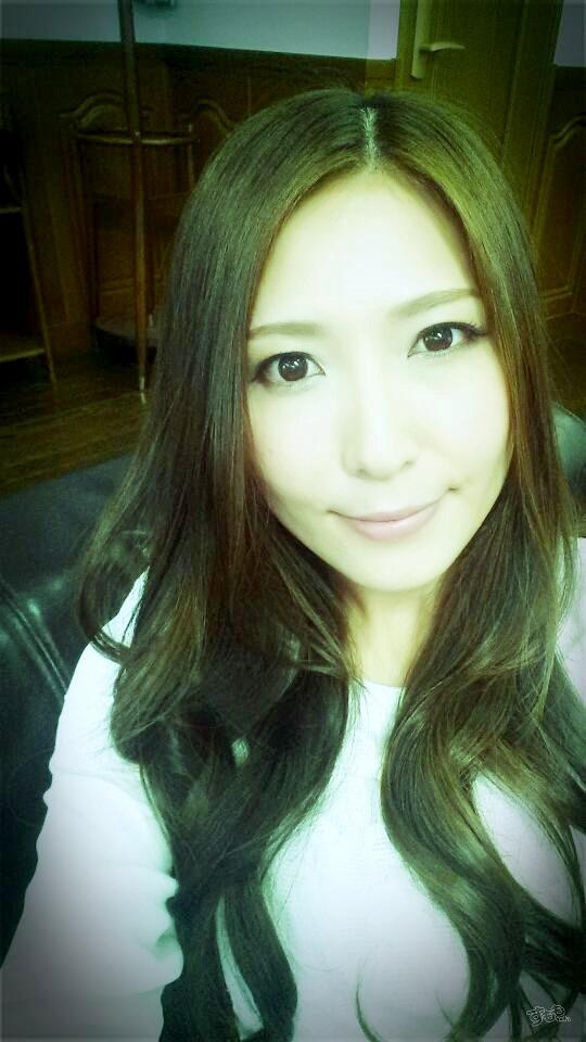 yuna_shiina_'s tweet photo. https://t.co/1Qn7Rhjrp5 椎名ゆなはEカップ美巨乳のシットリお姉さん系AV女優さんです。 https://t.co/m7I48Yz0DL