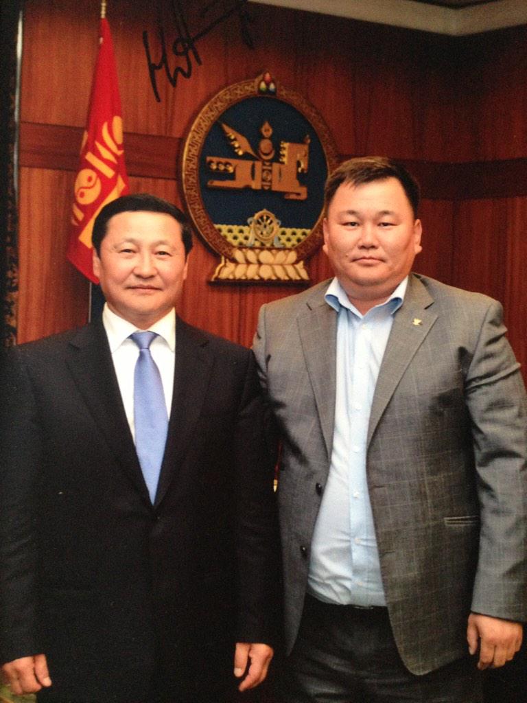 ene xunii udirdlagan door 2 jil gariu ajillaa xaanaas olj avch chadaxgui medlegiig olj avsaan