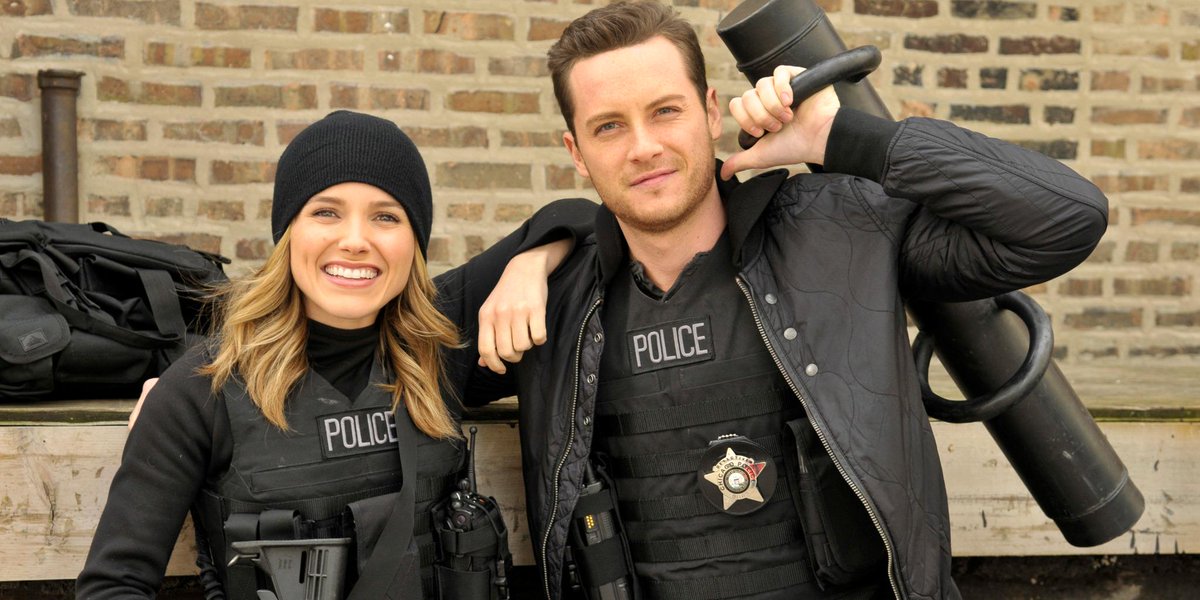 NBCChicagoPD's tweet photo. RETWEET if you loved tonight's #Linstead moment! http://t.co/iFPYX5kvVV