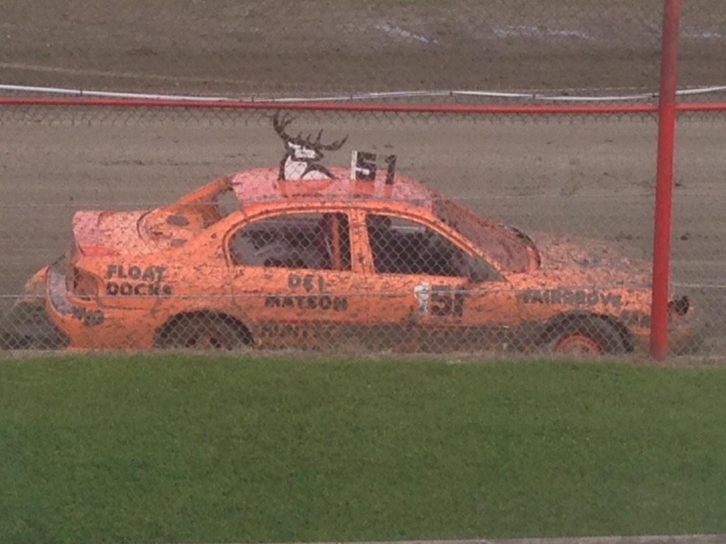 SamafromBSea's tweet photo. @LukeBryanOnline my bf raced in the summer &amp; placed 4th outta 43 cars we r HUGE fans we painted his car like this ... http://t.co/ghezUmiL6M