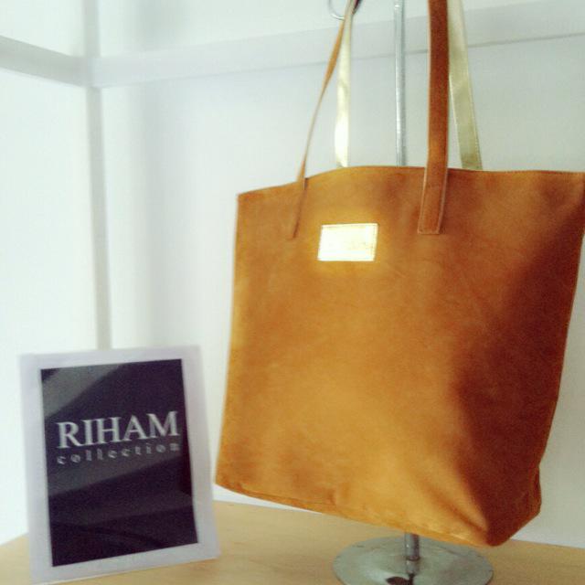 Golden suede bag ready in maroon, brown. For Order line iralistya or add 73CDE9BF