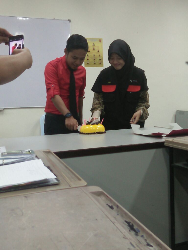 kusmaKUIM's tweet photo. Happy birthday kepada exco KUSMA boyot(13/1) dan farahin (16/1). Mogee mereka dirahmati Allah. http://t.co/EXMBsY76s7