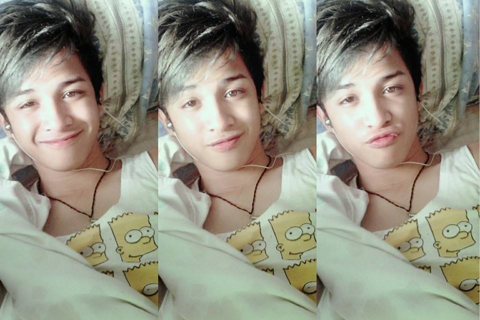 bau_ian's tweet photo. Selfie from the green haired guy.. http://t.co/7556Snb73E