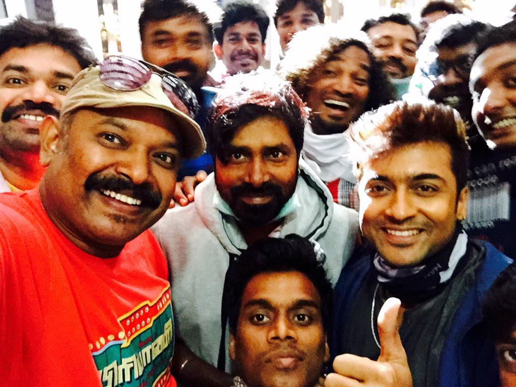 muthuskumaran's tweet photo. Finally we got a #masssupdate
#masssselfie #Massspongal
#CelebratePongalWithMasssSelfie http://t.co/6qWgxtSEbt"