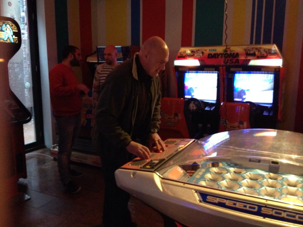 Lekker spelen voor De Kennis Van Nu. Wo 28.1 19:20 NPO2 <a href="/dekennisvannu/">De kennis van nu</a> <a href="/omroepntr/">Omroep NTR</a> <a href="/deTonTonclub/">de TonTon club</a> #DKVN