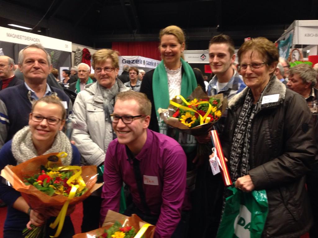 nicolerongen's tweet photo. Aftrap jaar van senioren op #seniorexpo. Verkeersquiz door @NicoleRamaekers: senioren - jongeren. #nvdbr http://t.co/WAZo9P7Inn