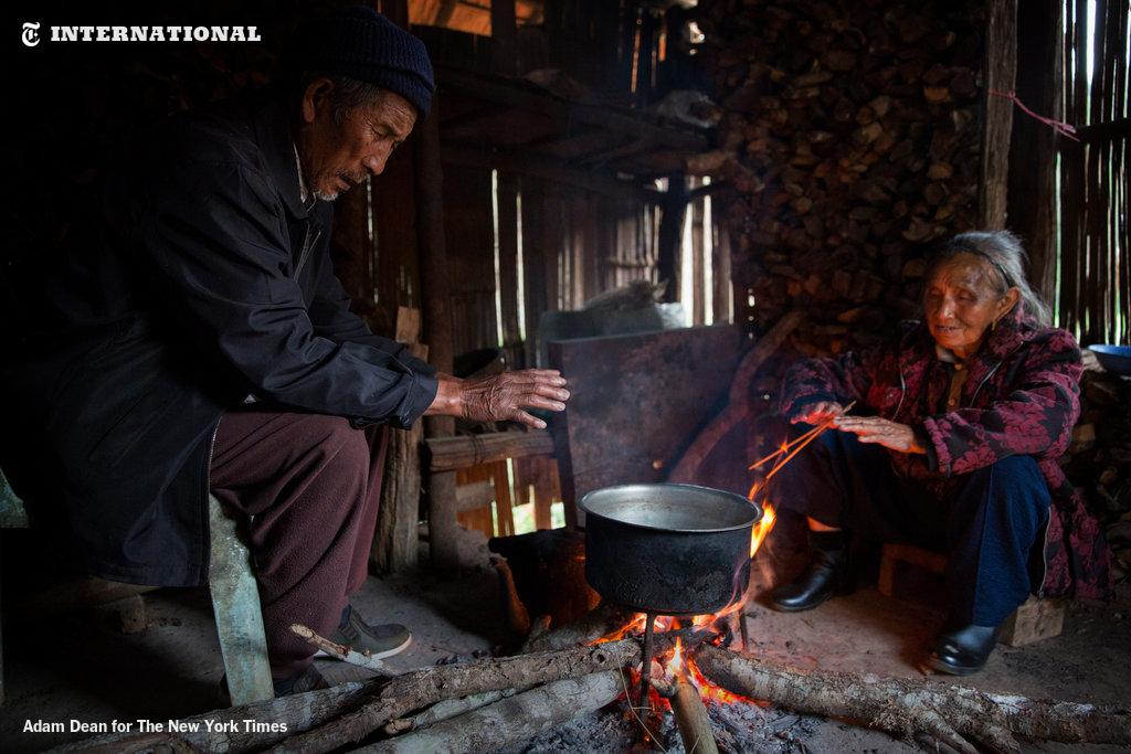 Descendants of China's 'Lost Army' preserve traditions in a remote Thai village. http://nyti.ms/1INibfN