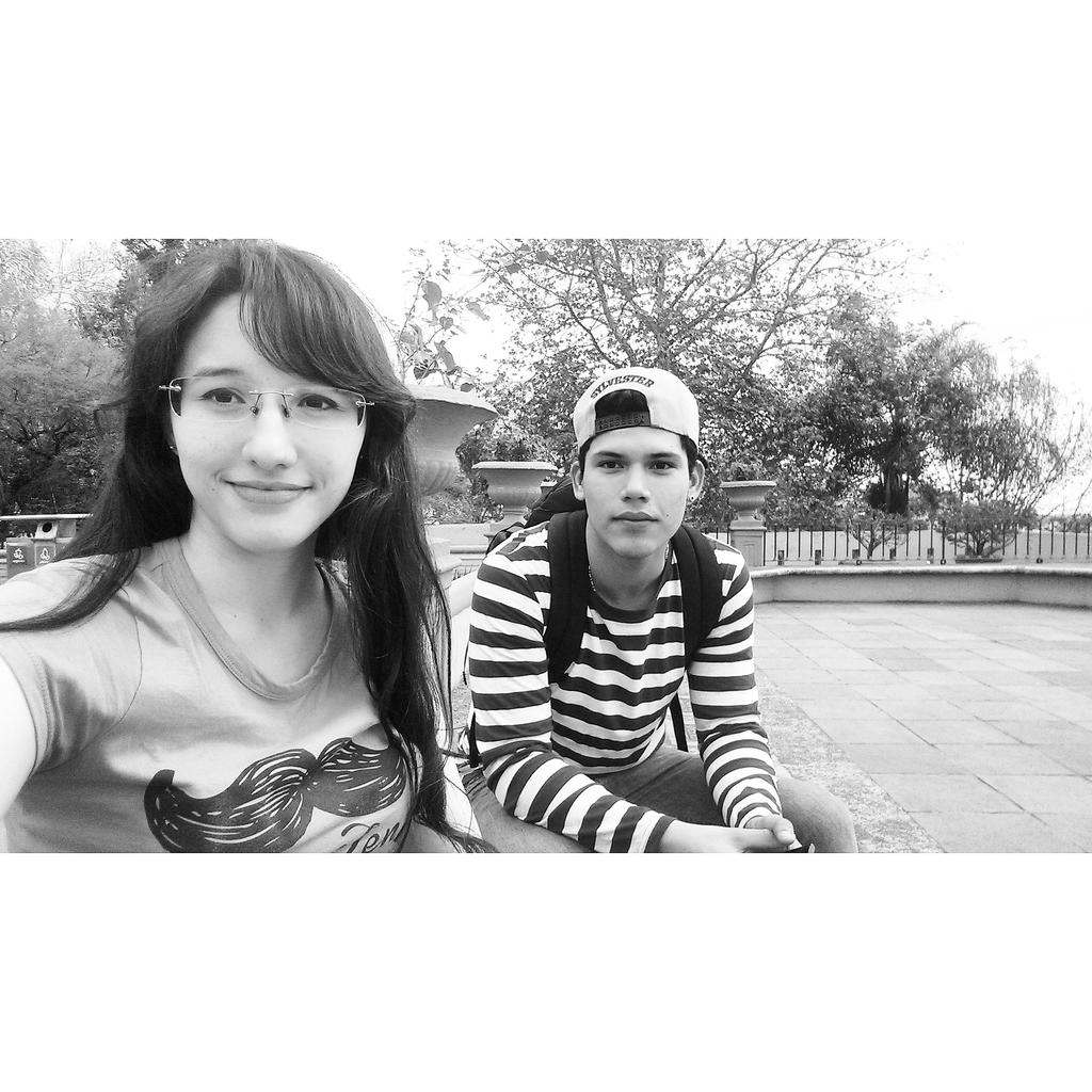 InndraG's tweet image. Primer viaje sola :') ... en compañía de un gran amigo ... un gusano :3  #Miau  #Xalapa  #♡