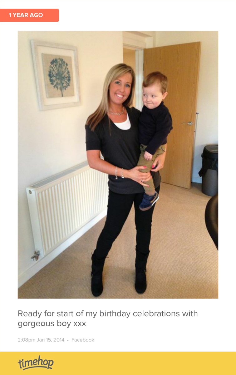 CarolineWebbHai's tweet photo. Awwwwh my world xxxx💗 http://t.co/S9WHJoLuik http://t.co/2HLEtFUM5x