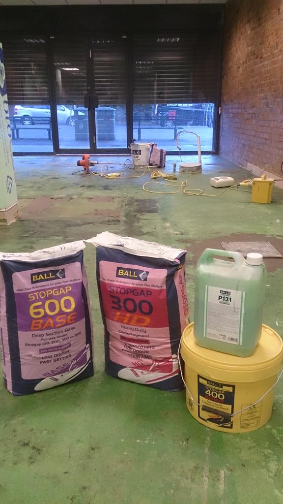 AFContractsLtd's tweet photo. All primed with P131 and ready to go, using @FBallUK  Stopgap 300, 400, 600 today http://t.co/yoh0FwfUhb