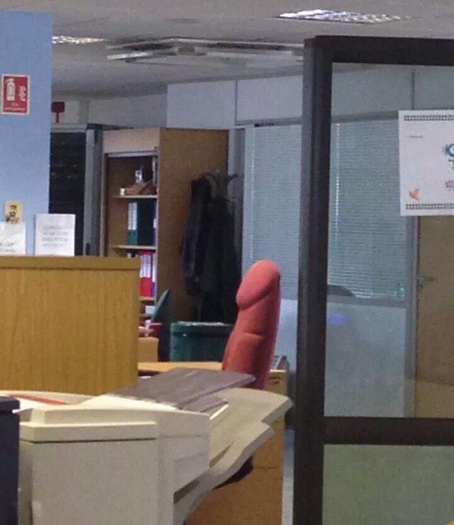 Stay Weird On Twitter Office Chair Or Giant Dildo Http T Co