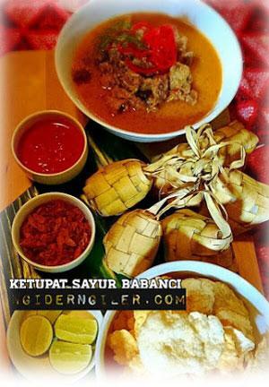 NGIDERNGILER's tweet image. Ketupat Sayur Babanci: Tradisional Betawi bit.ly/1xrqdUY #dapurmini #indonesiaonly #NGIDERNGILER