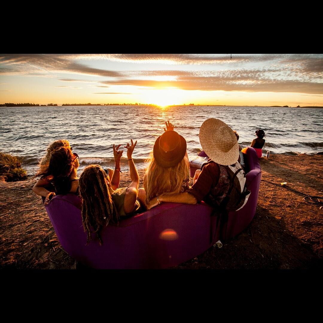 SymGathering's tweet image. #sunsetfunset #back2thabeach #symbiosisgathering #symb10sis #woodwardreservoir #sg15 #swimbiosis