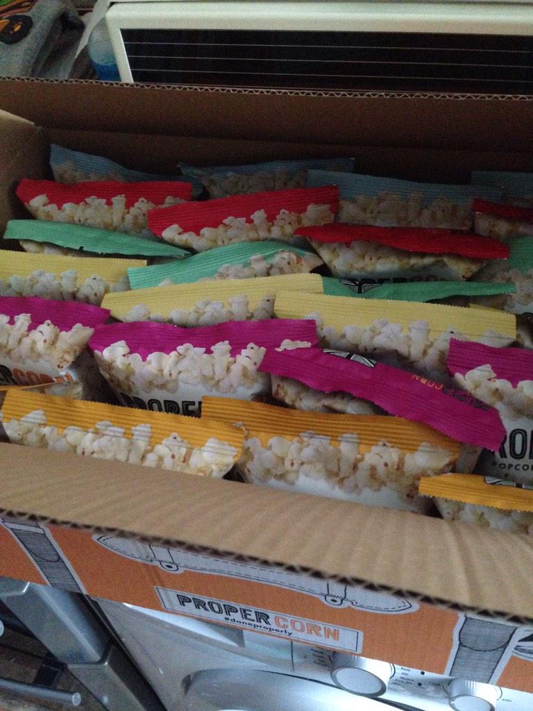 its_mandy6's tweet photo. @MegsyInABox @PROPERCORN thank you for my #properpresent gobsmacked when postie arrived with this #bestpopcornever http://t.co/oBPR9aXhJW