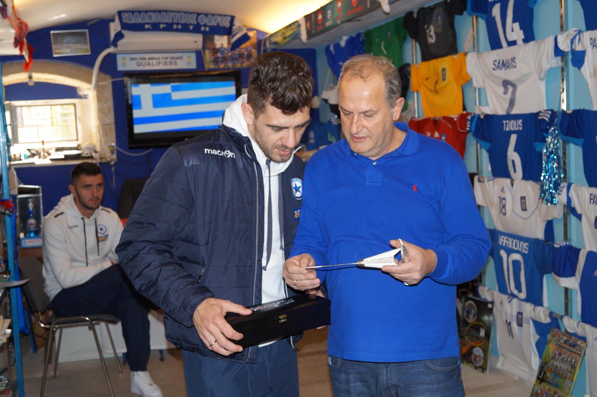 View image on Twitter