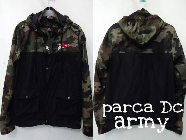 MasIffoel's tweet photo. Dateng lagi juga, jaket parca army merk DC. Size M-L. Cuman 140 K :) http://t.co/xbi9xAJw0C