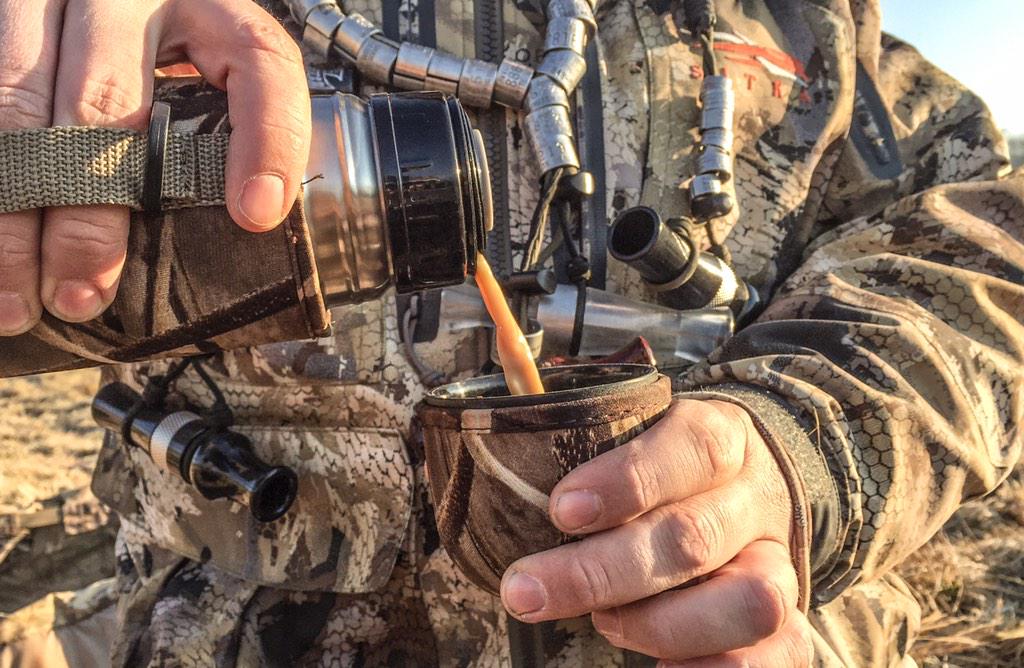 Andrew_Gue's tweet photo. Telling stories over coffee this morning. @SitkaGear @DaveSmithDecoys @GoneWildOutdoor @Beretta_USA http://t.co/pPmPuh2nV0