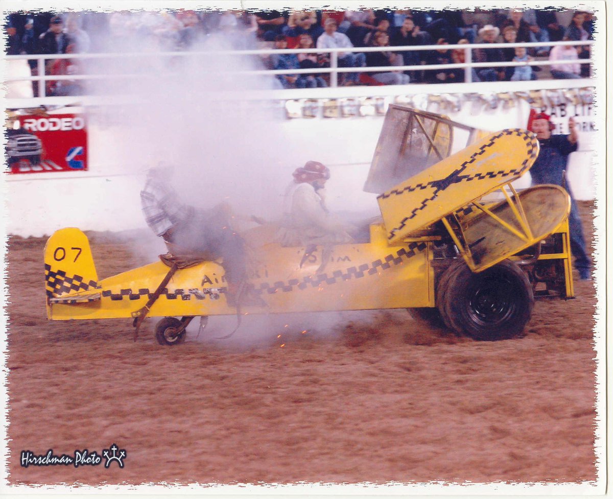 Slim_Garner's tweet photo. #sponsorship Your biz message on Slim Garner Rodeo Clown's Air Taxi.
Unique opp. DM for rates. #marketinginnovation http://t.co/uWwYZq7bZU