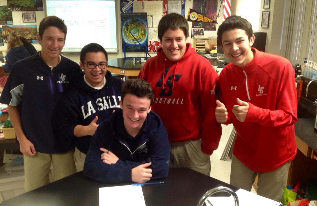 LSHSadmissions's tweet photo. Measuring Moles in Honors Chem Shadow Day @LaSallePas in@ScienceRoom229 @ChandlerSchool http://t.co/svU9vS7Ke4