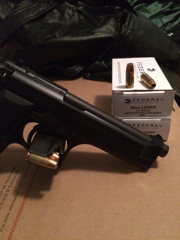 NickShiflett's tweet photo. @Beretta_USA This was my first handgun and I'm sure it will make me happy for years to come. #92Pride http://t.co/V1c9Z2c8Fw
