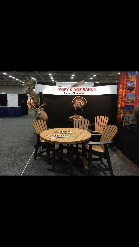 HickoryRR's tweet photo. Set up at the @DallasSafariClb Convention! Come see us at booth #3747 to book your next hunt! http://t.co/B3AhD5aeze