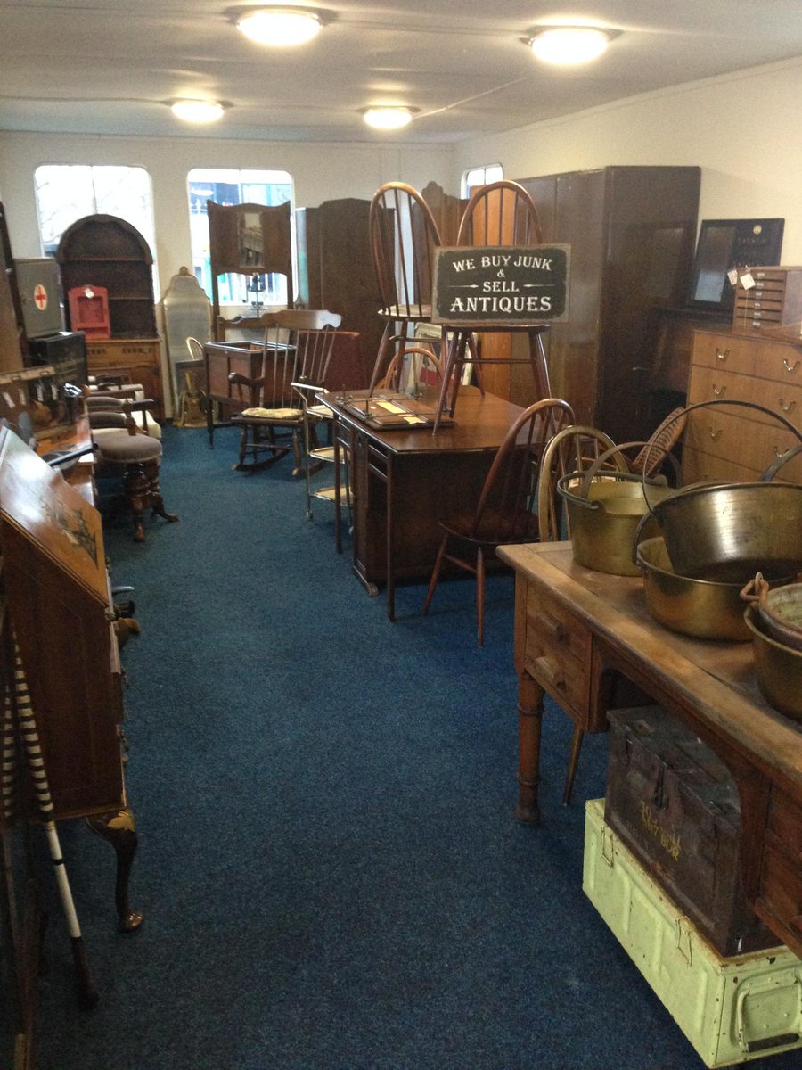 mccartneysyard's tweet photo. New stock coming in all the time, both for outdoors and for our new indoor vintage showroom! @gateshead @vintage http://t.co/02g8q1rjZe