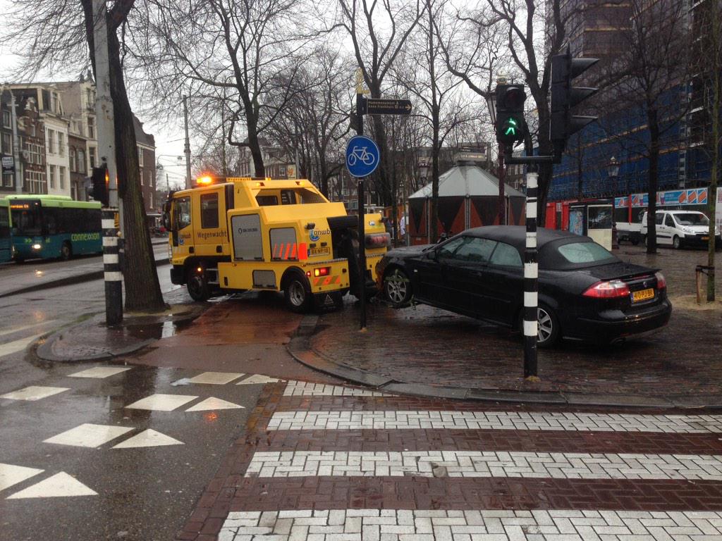 Effe autootje uit centrum Amsterdam halen