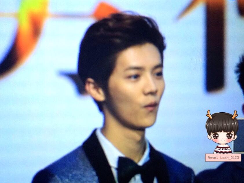 [PREVIEW] 150115 2014 Weibo Awards Night [100P] B7ZGMkGCQAEGmem