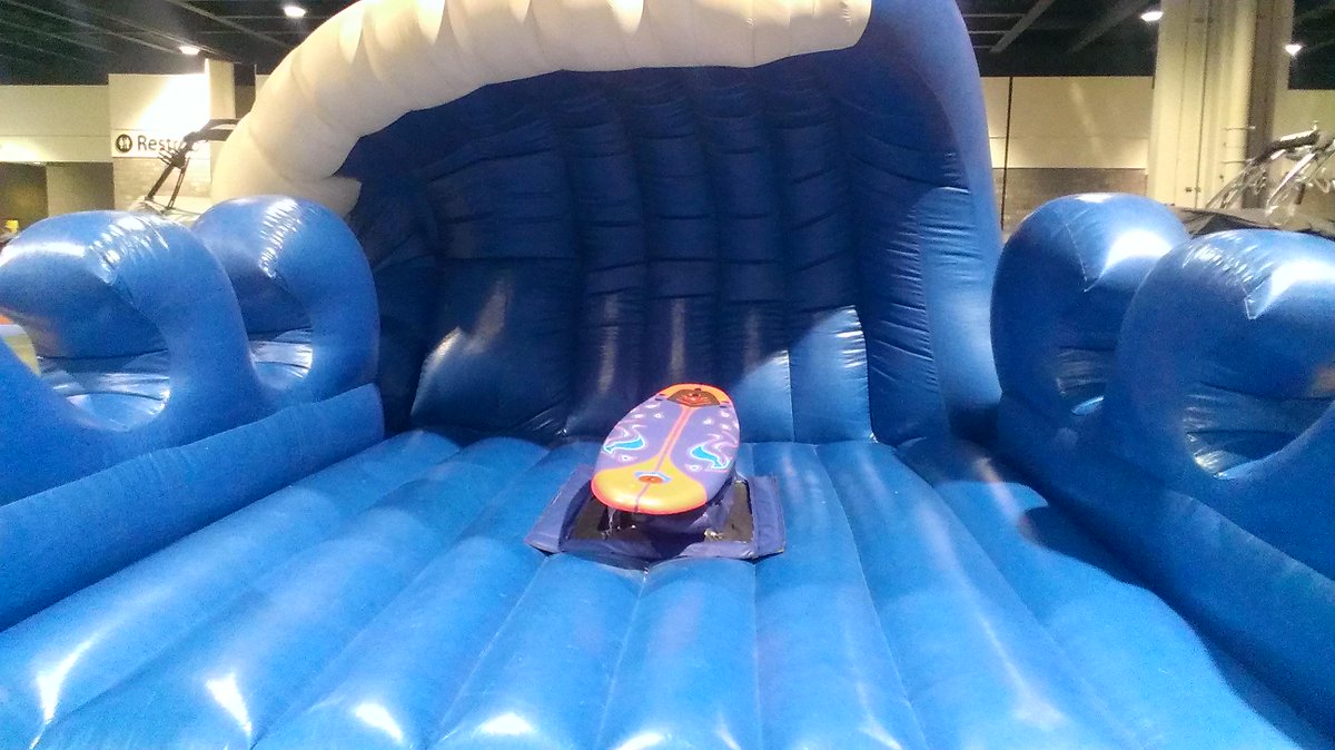 PaulFromFox5's tweet image. Ladies &amp;amp; gents...it&apos;s #RoboSurfer at the @AtlantaBoatShow!  I am soooo doing this live on @GoodDayAtlanta. #fox5atl