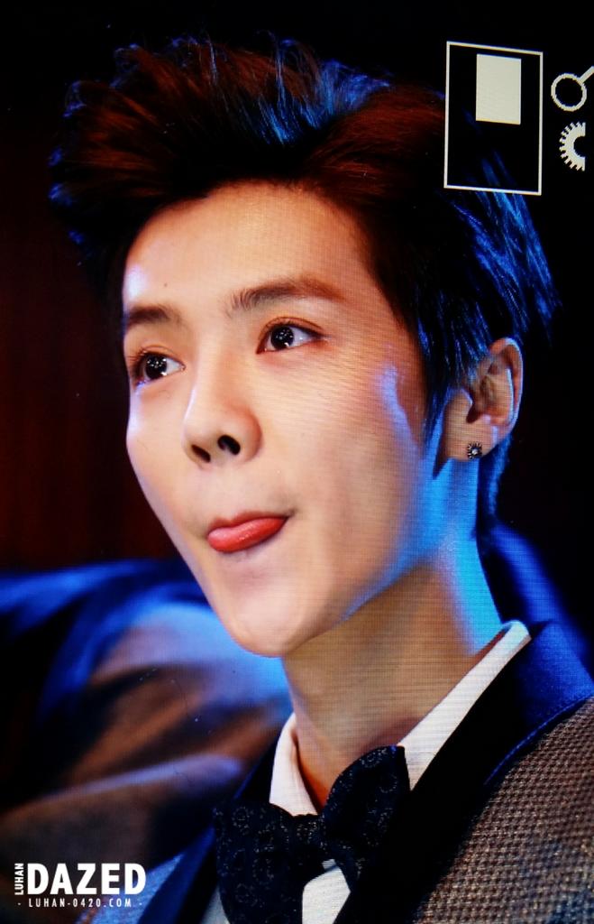 [PREVIEW] 150115 2014 Weibo Awards Night [100P] B7ZIvs0CAAIXqRo