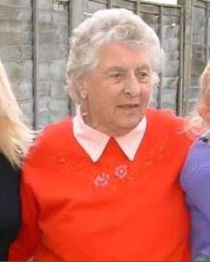 BCufflin's tweet image. Love you all the way to the moon and back grandma!!! #sweetdreams #beautifullady xxx