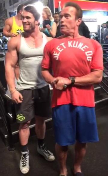 iron_arnold's tweet photo. Arnold @Schwarzenegger and Calum von Moger in @GoldsGym | January 15, 2015 http://t.co/D72RhcNrYh
