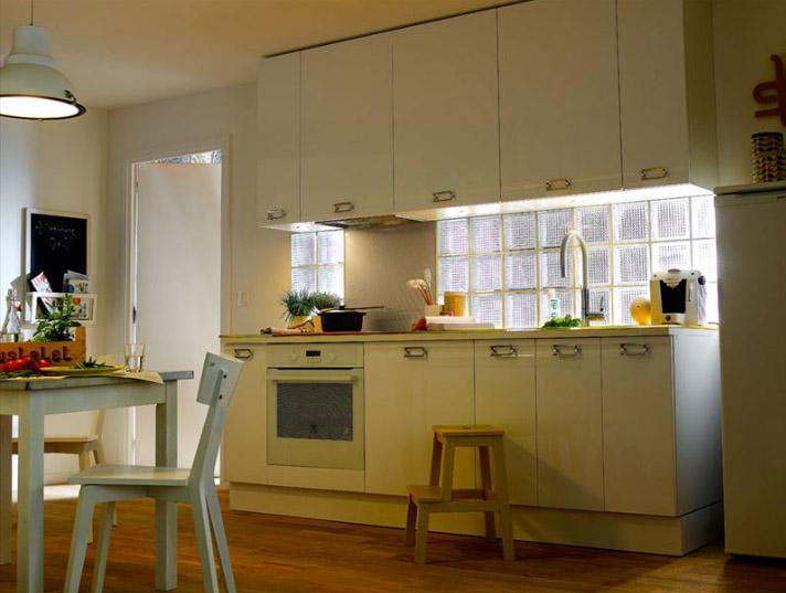 distrileroy's tweet photo. Cuisine aménagée en promo http://t.co/wK9fDkVysd