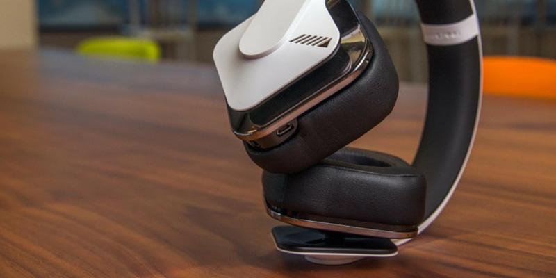 madhurima_nag's tweet photo. Here's my review on @AlpineUSA #Headphones, Slick &amp; Musically Powerful! On @TheGadgetFlow http://t.co/vvjjlv01kl http://t.co/xFjxE4DldB