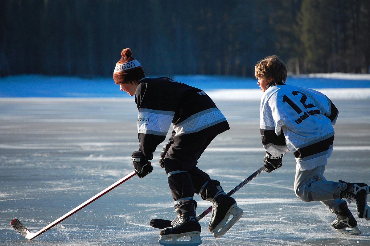 ping4alerts's tweet photo. Heading out for some fun on the ice? Here are some tips to keep safe:

http://t.co/rsZ4GjivE7 http://t.co/ivydDUgQwo