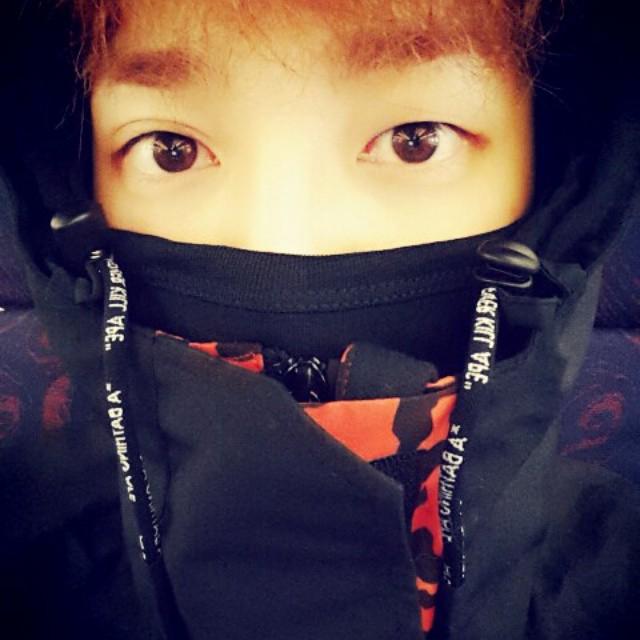 gttk0000_cube's tweet photo. 꼭꼭 숨어라 머리카락 보였다 http://t.co/CTMUpvmeco