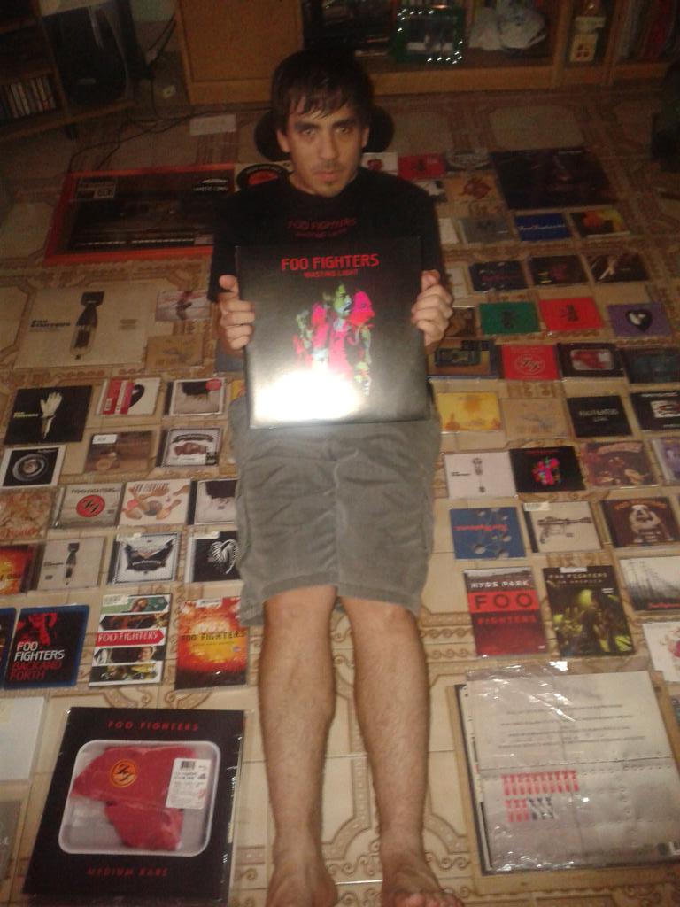 Solid_pablo77's tweet photo. @Vorterix #vorterixfoo escucho en Chile. Vine de bsas a verlos y colecciono su discografía en http://t.co/jLX2z5rtmt http://t.co/wFFiMIQt4J