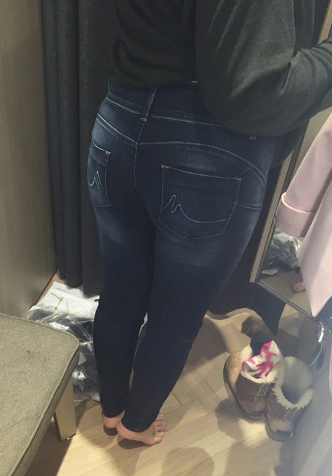 New jeans!! What does everybody think? http://t.co/aU5YX75KYZ