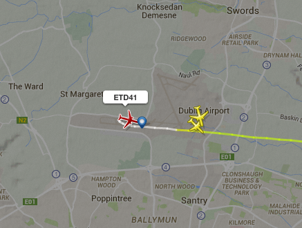 airlivenet's tweet photo. LIVE First landing since a while at @DublinAirport #EY41 from Abu Dhabi. Live: http://t.co/6jyuxFxlx7 http://t.co/seeWW4wsca
