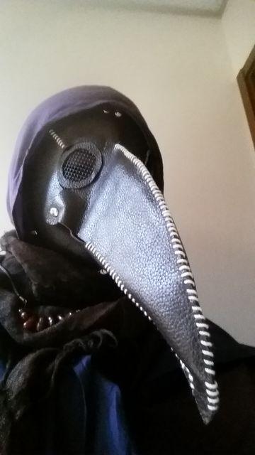 #イラストと描いた人 